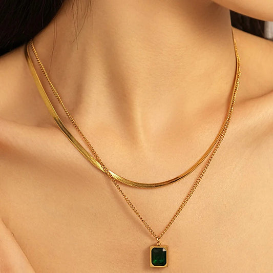 Elegant Dual-Layer Gold Necklace with Green Stone Pendant – Anti-Tarnish