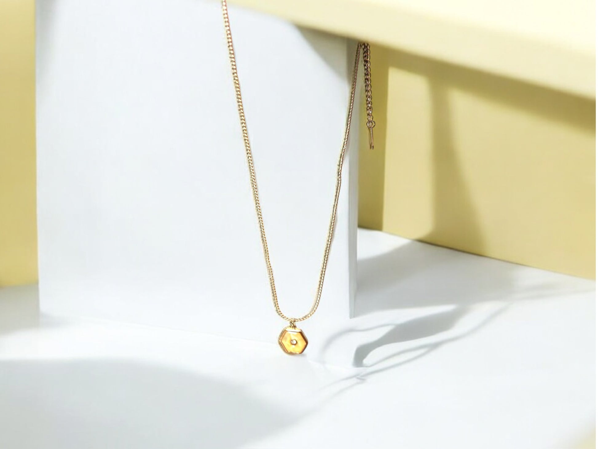 white & pastels anti tarnish best selling necklace and fashion jewellery