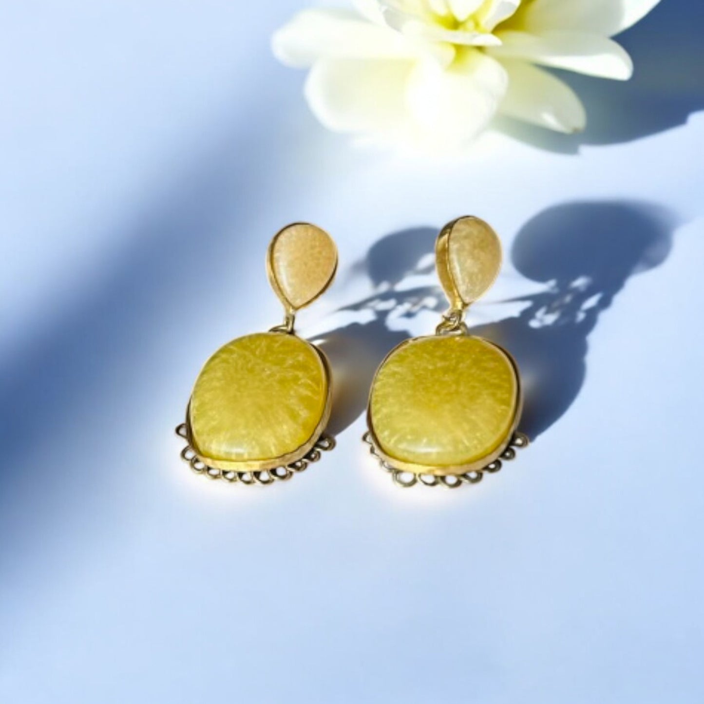Sunlit Elegance Brass Earrings - A splash of golden sunshine