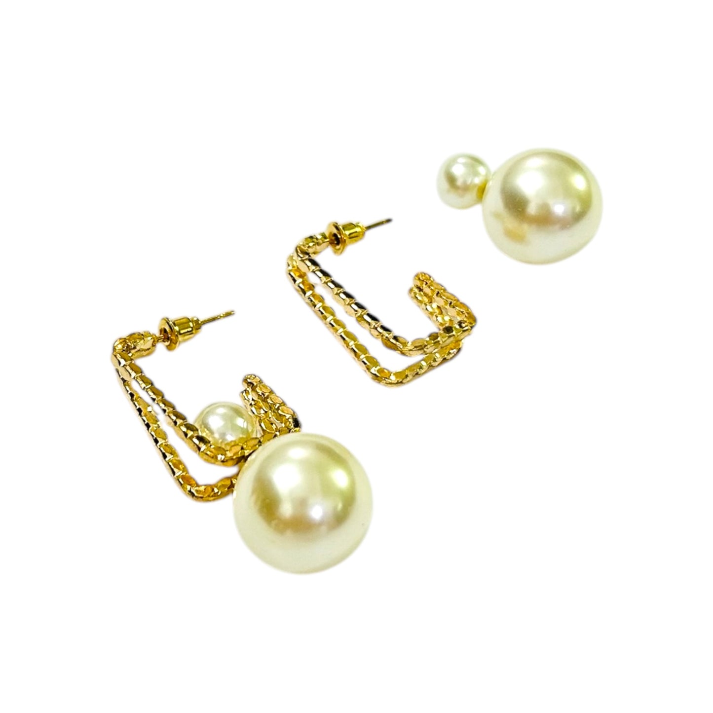 Versatile Gold & Pearl Trio: 3-in-1 Earring for Every Occasion