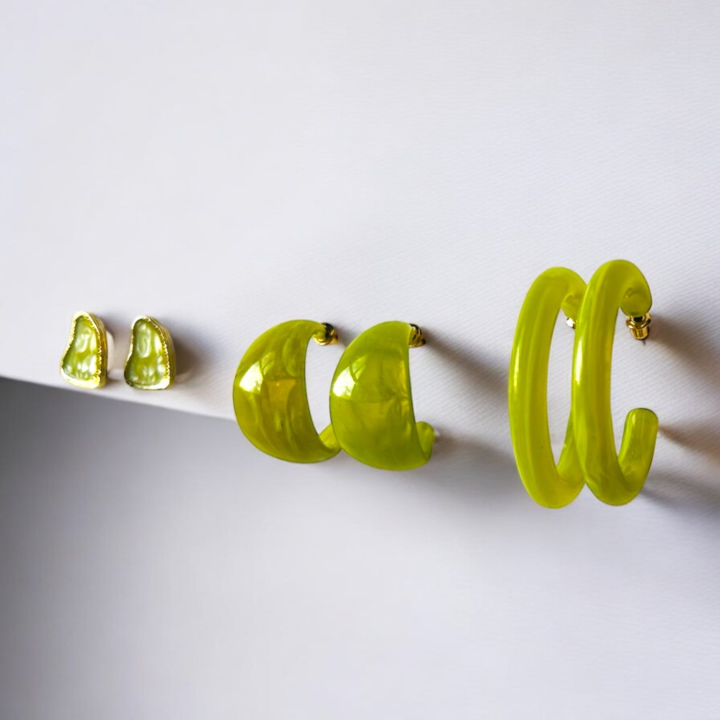 Willow green Statement earrings set