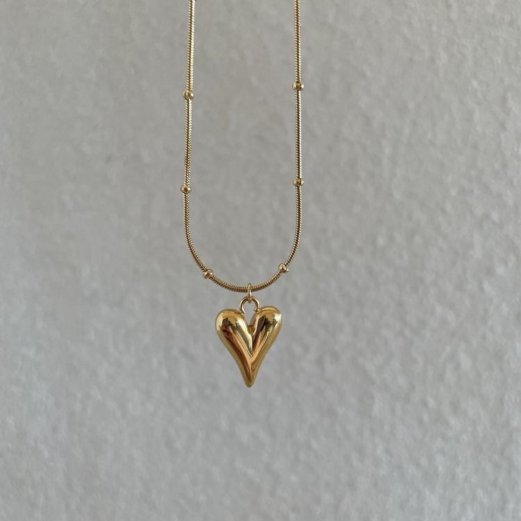 Golden Heart Whisper: Anti-Tarnish Dorica Chain Necklace - Express Your Love
