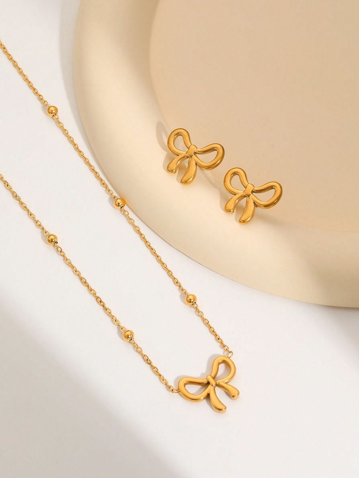 Golden Bow Elegance: Anti-Tarnish Necklace & Earrings Set - Perfect Gift for Women