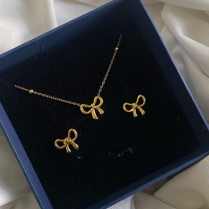Golden Bow Elegance: Anti-Tarnish Necklace & Earrings Set - Perfect Gift for Women