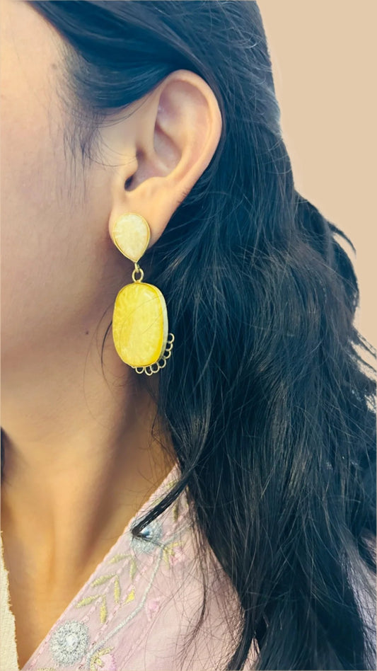 Sunlit Elegance Brass Earrings - A splash of golden sunshine