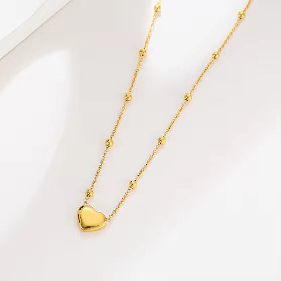 Golden Heart Charm Necklace - Anti Tarnish