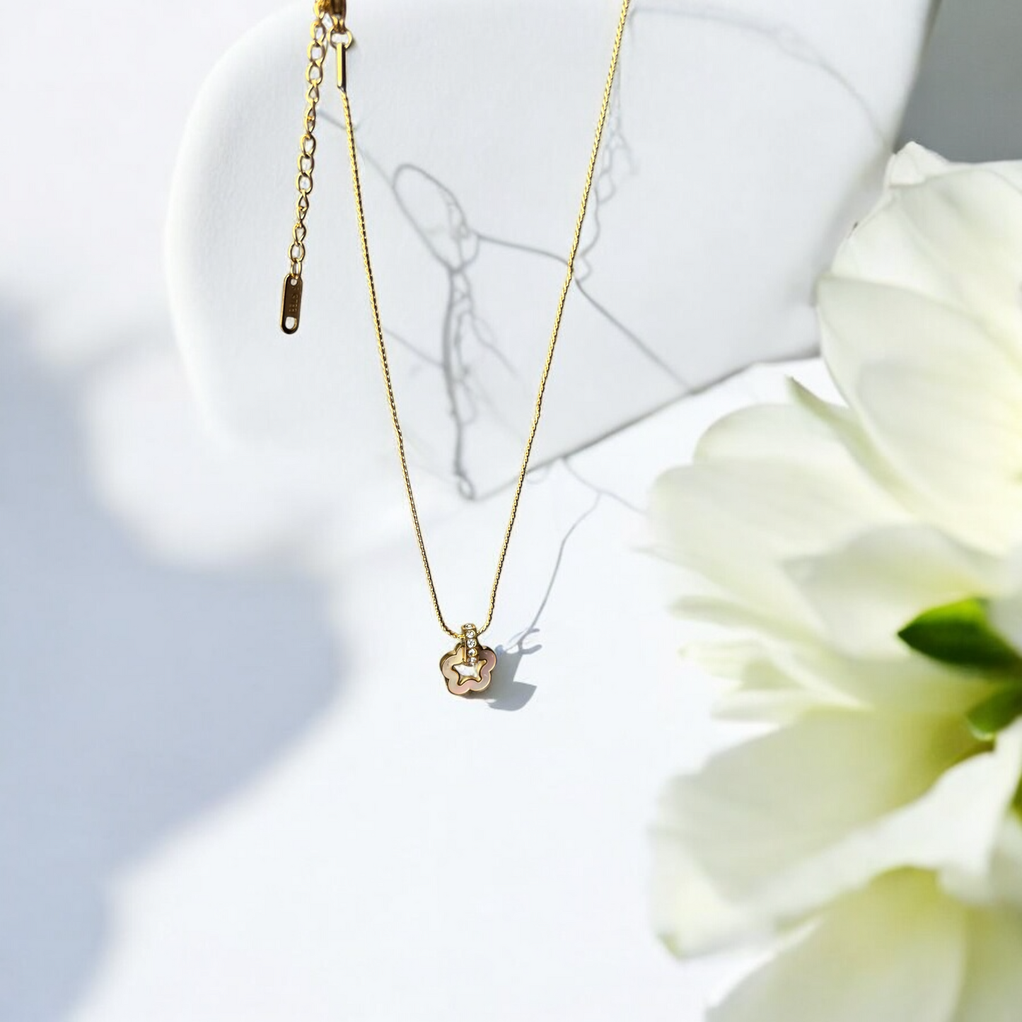 Delicate Star Pendant Necklace With Stones (Anti-Tarnish)