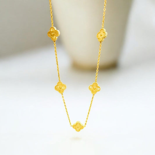 Golden Muse Clover Necklace – Anti-Tarnish 18K Gold-Plated Chain