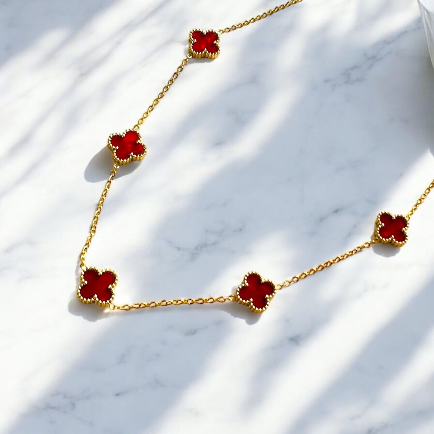 Royal Red Clover Luxe Necklace – Anti-Tarnish Gold Charm Chain