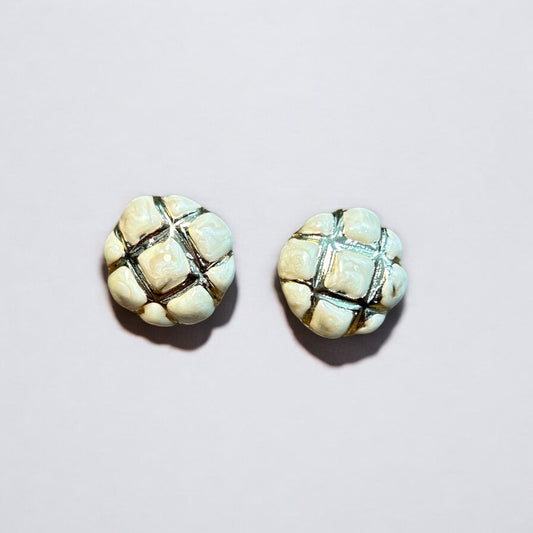 Ivory Grid Dome Stud Earrings – Great Quality Finish
