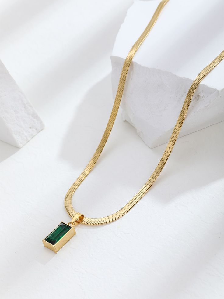Emerald Elegance Gold-Tone Herringbone Necklace – Anti-Tarnish Pendant Chain for Indian Women