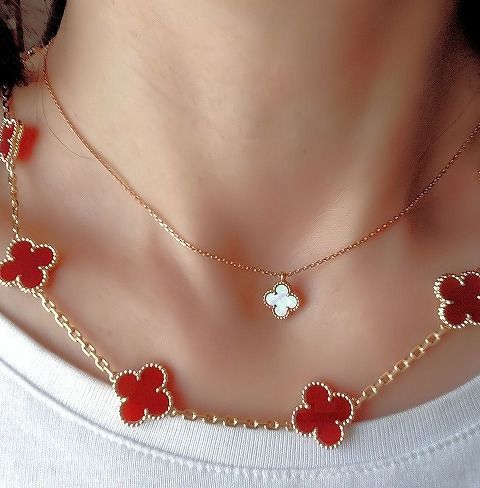 Royal Red Clover Luxe Necklace – Anti-Tarnish Gold Charm Chain