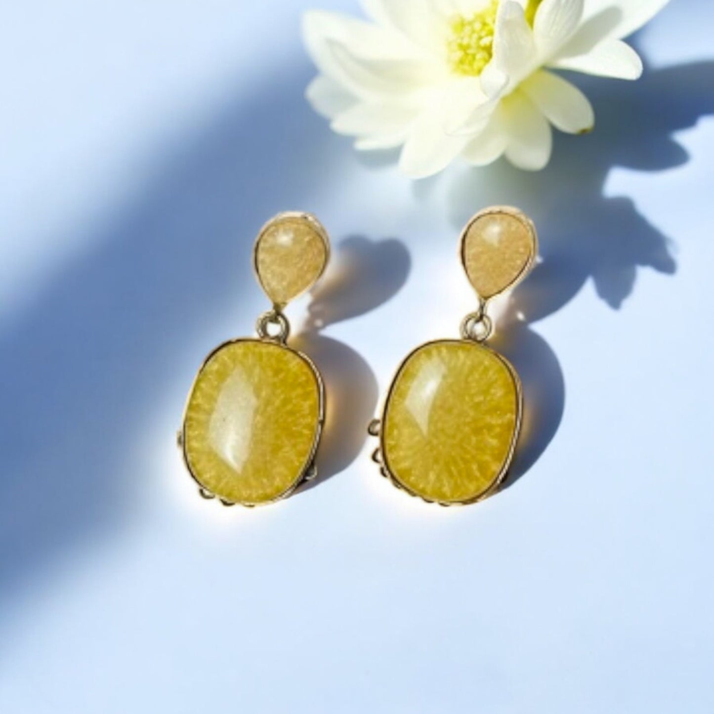 Sunlit Elegance Brass Earrings - A splash of golden sunshine