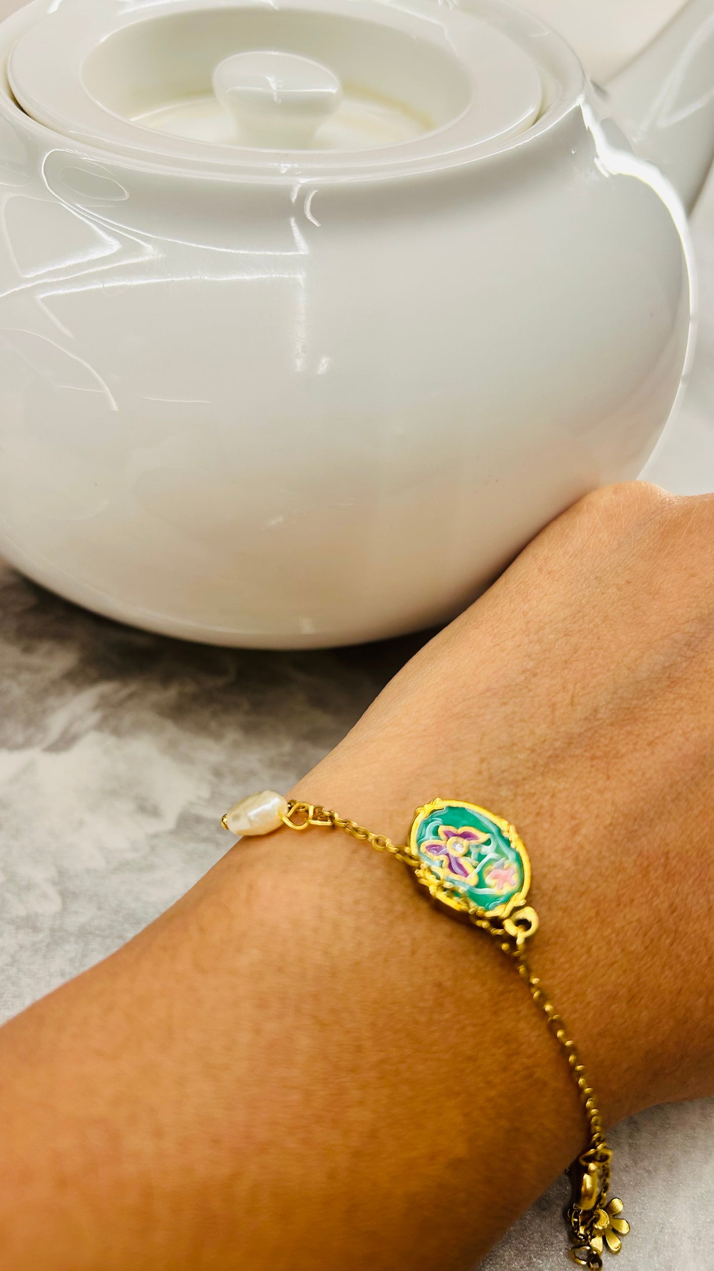 18kt Gold Plated Enamel Charm Bracelet – Anti-Tarnish & Waterproof