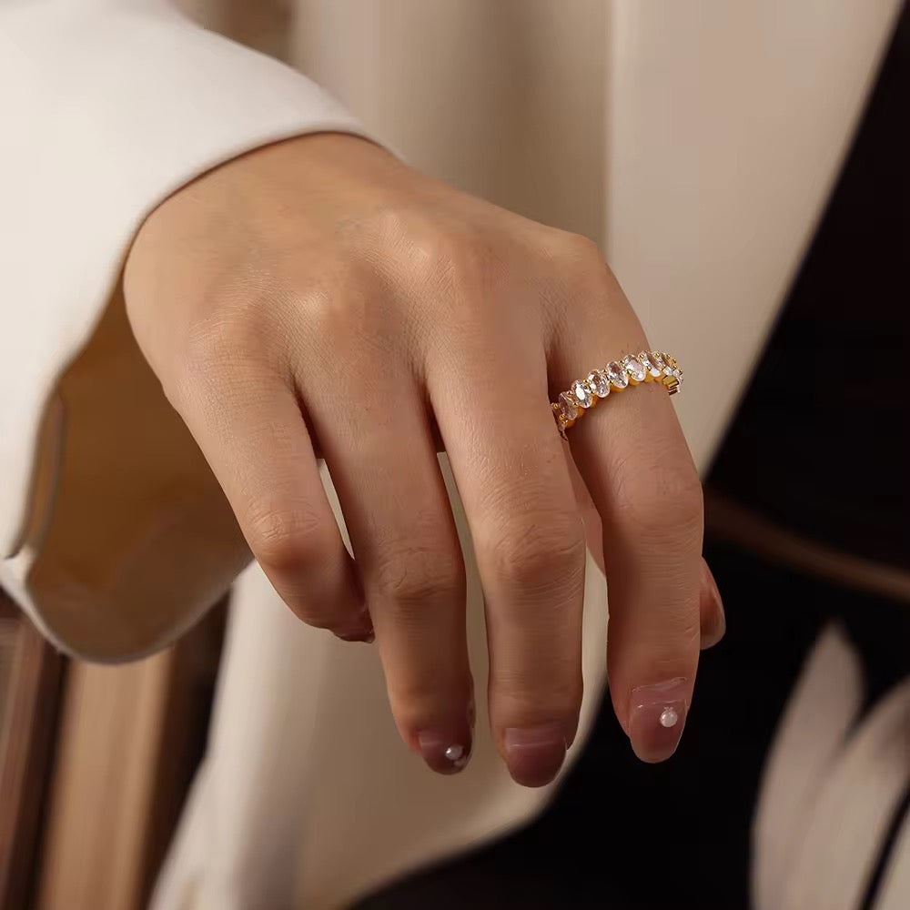 Moonlight Flash Birthstone Ring - September