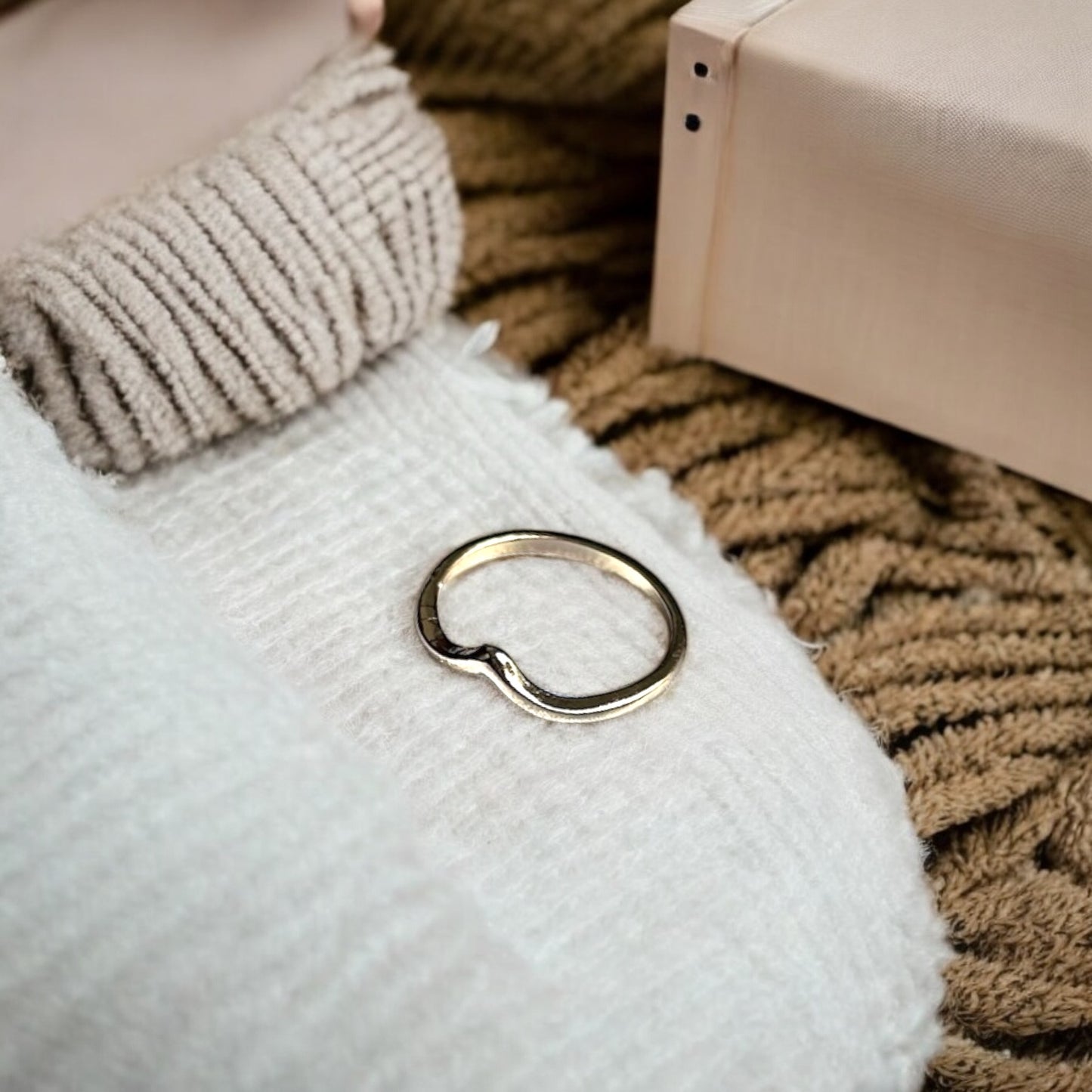 Minimalist Open Ring - Size (M)