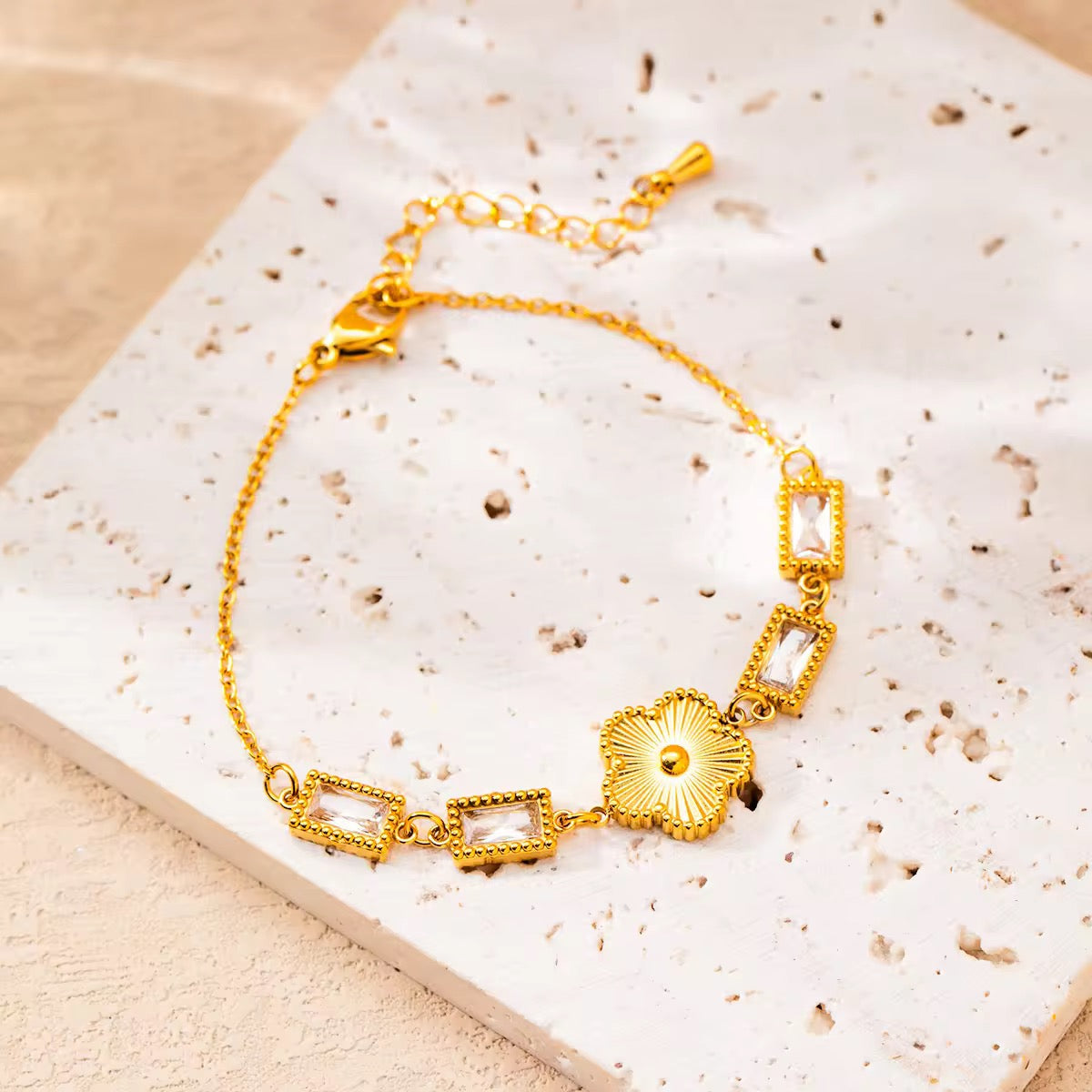 Golden Daisy Van Cleef-Inspired Bracelet