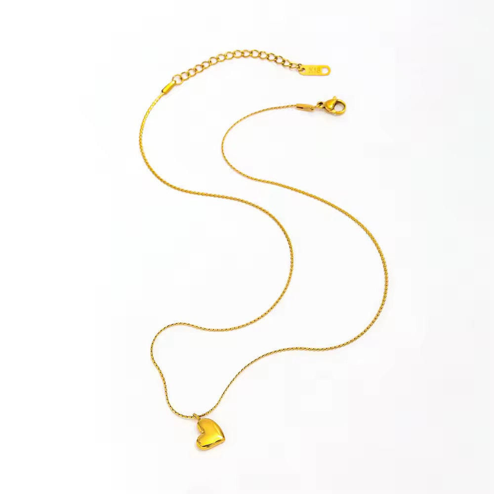 Gold Heart Pendant Necklace – Anti Tarnish, Waterproof, Everyday Wear Jewelry for Women