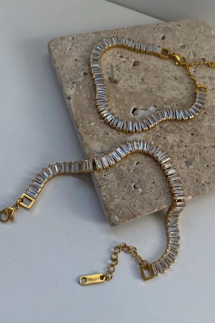 High Shine Baguette Tennis Bracelet | 18K Gold Plated Luxury Sparkle