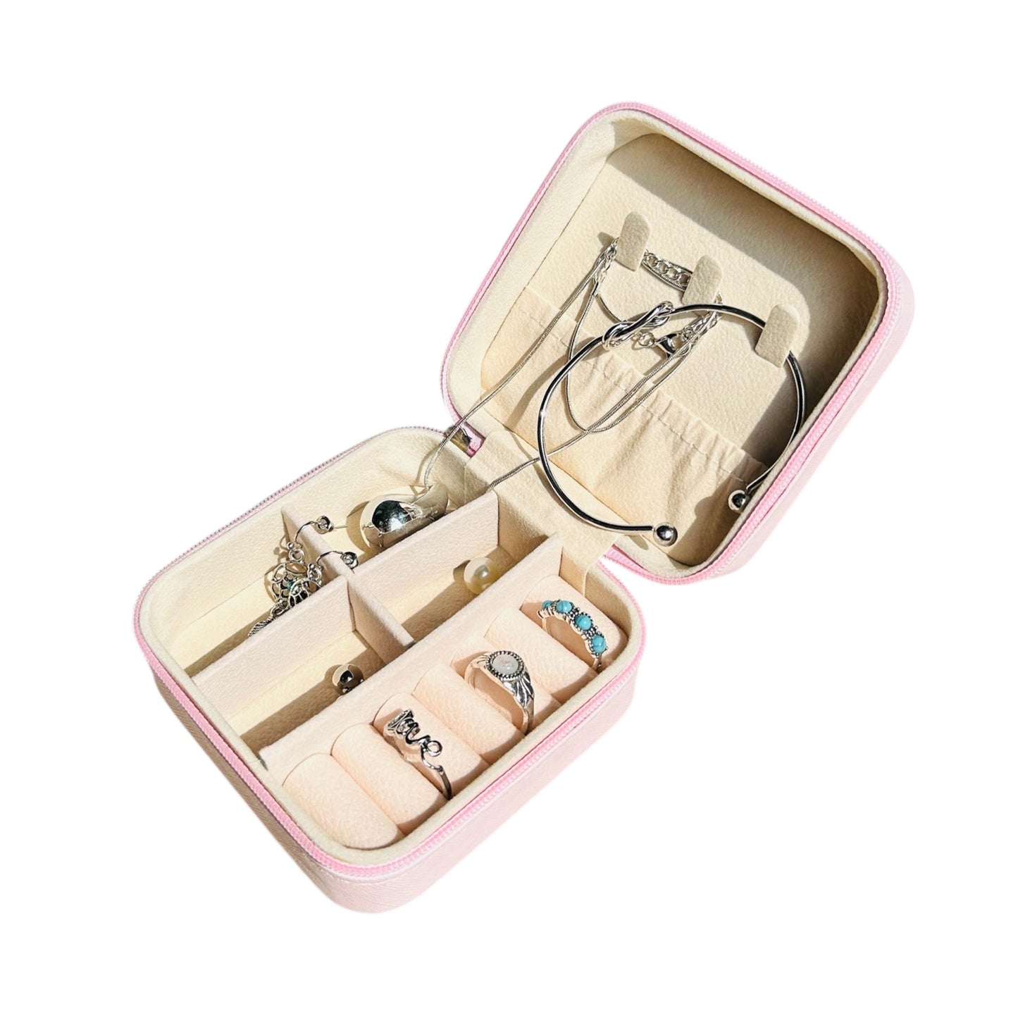 Everyday Elegance: 8-Piece Silver Jewelry Set - FREE Organizer Included